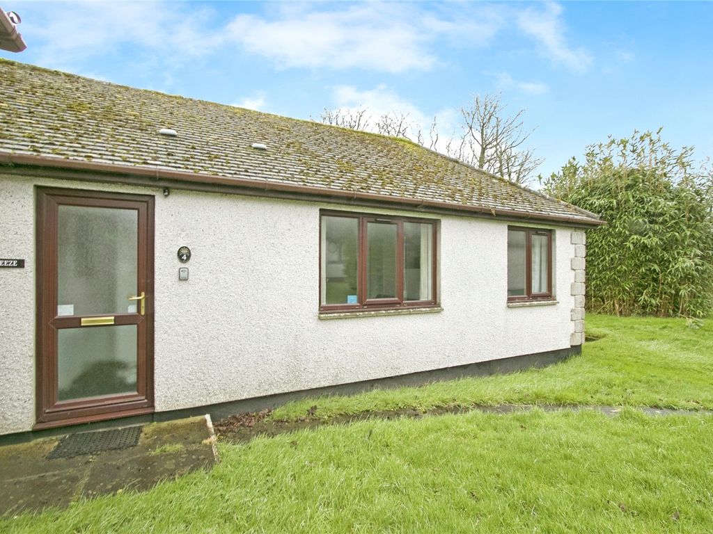 2 bed bungalow for sale in Gulval, Penzance, Cornwall TR20, £85,000