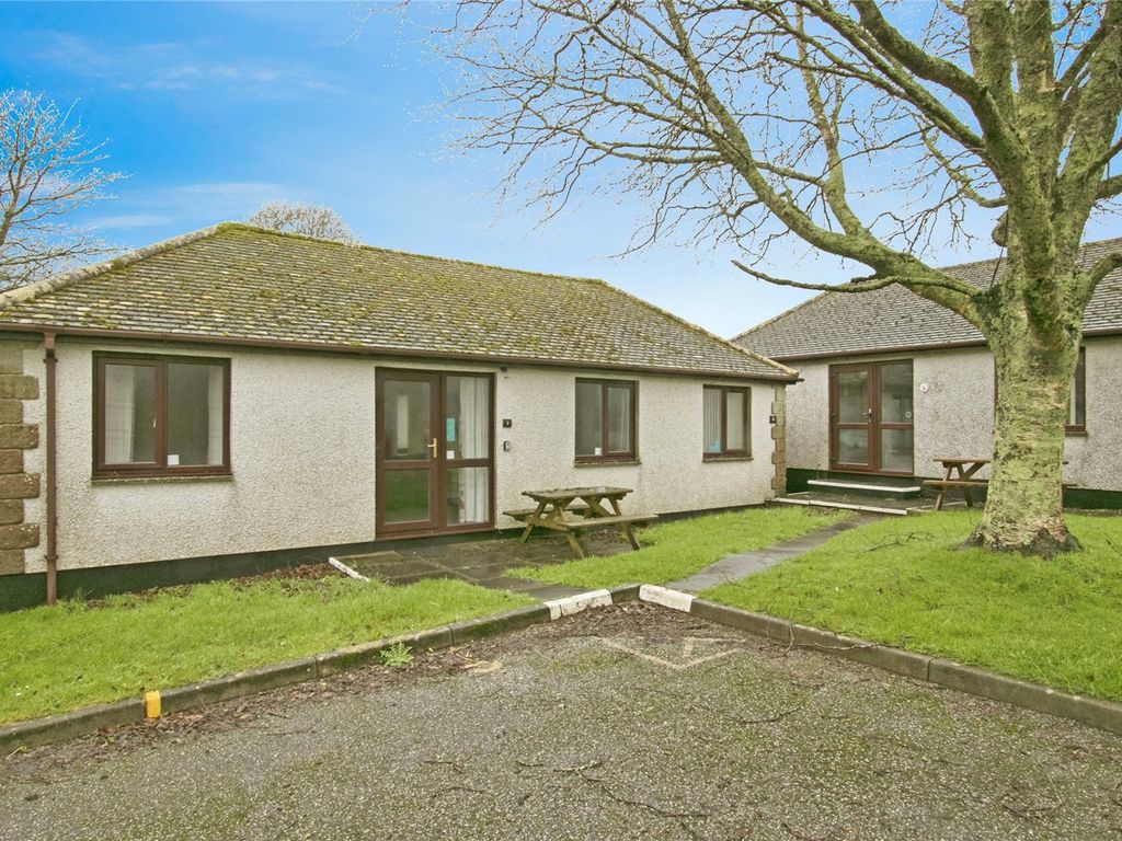 2 bed bungalow for sale in Gulval, Penzance, Cornwall TR20, £80,000
