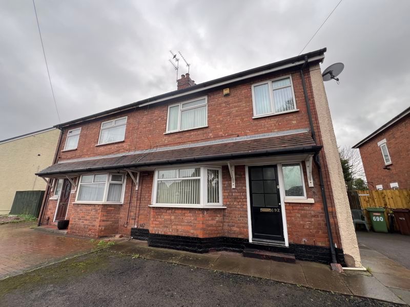 3 bed semi-detached house to rent in Stafford Road, Wolverhampton WV10, £995 pcm