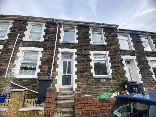 3 bed property to rent in Part Street, Blaina, Abertillery NP13, £725 pcm