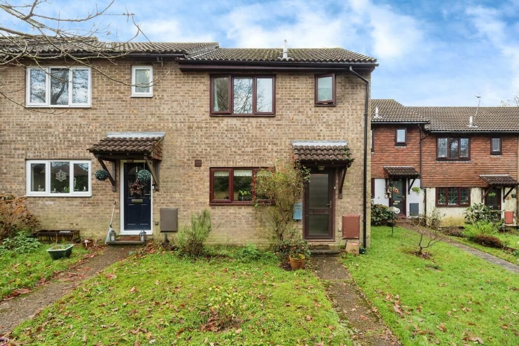 3 bed property for sale in Luxford Road, Crowborough TN6, £315,000