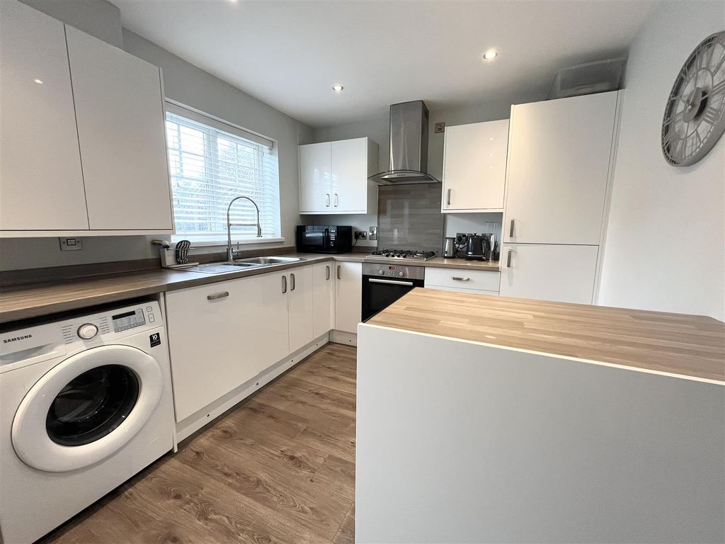 3 bed town house for sale in Packhorse Drive, Enderby, Leicester LE19, £254,950