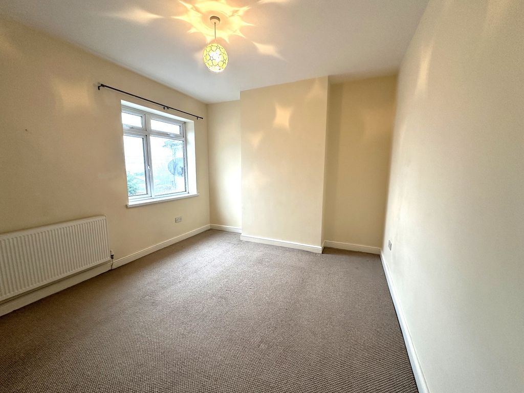1 bed maisonette to rent in Newport Road, Rumney, Cardiff. CF3, £875 pcm