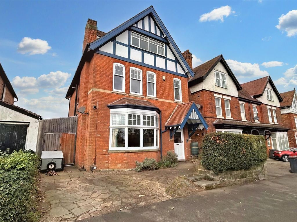 6 bed detached house for sale in Alcester Road, Moseley, Birmingham B13, £700,000