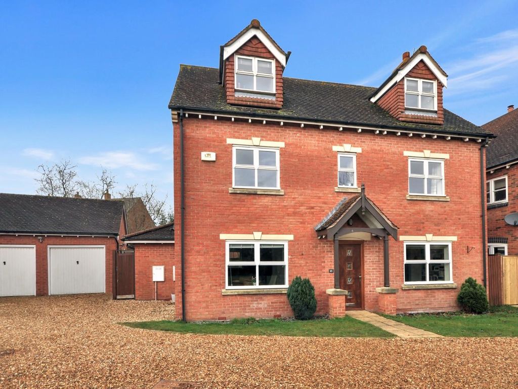 4 bed detached house for sale in Loddington Way, Mawsley, Kettering NN14, £565,000