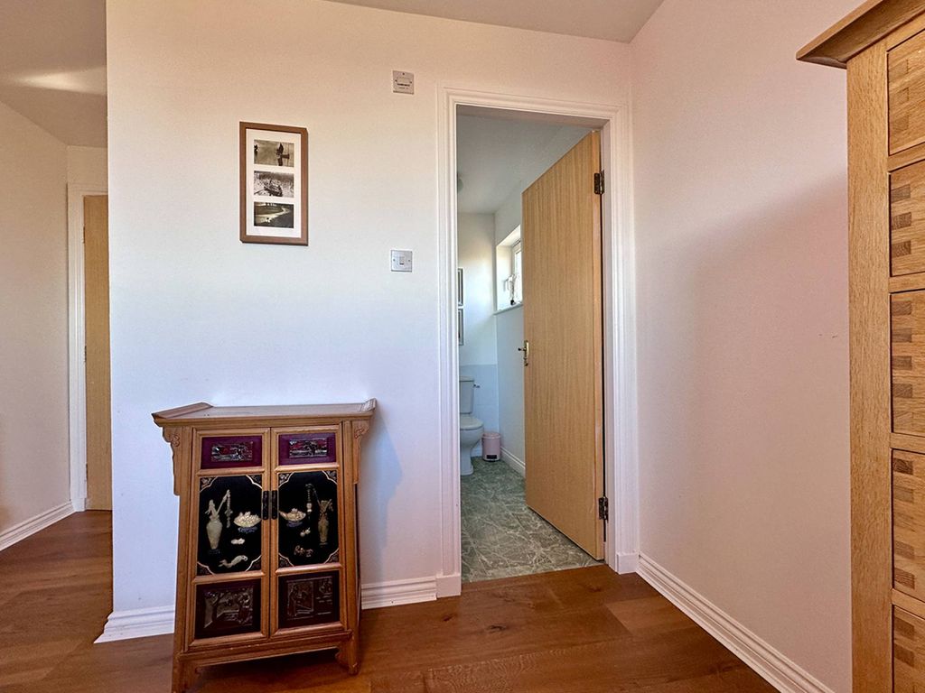 2 bed flat for sale in Milton Road East, Joppa, Edinburgh EH15, £230,000