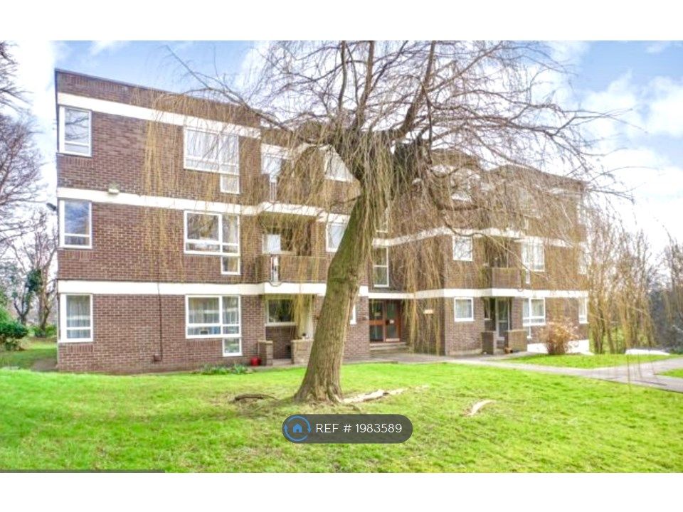 2 bed flat to rent in Newton Park Court, Leeds LS7, £825 pcm