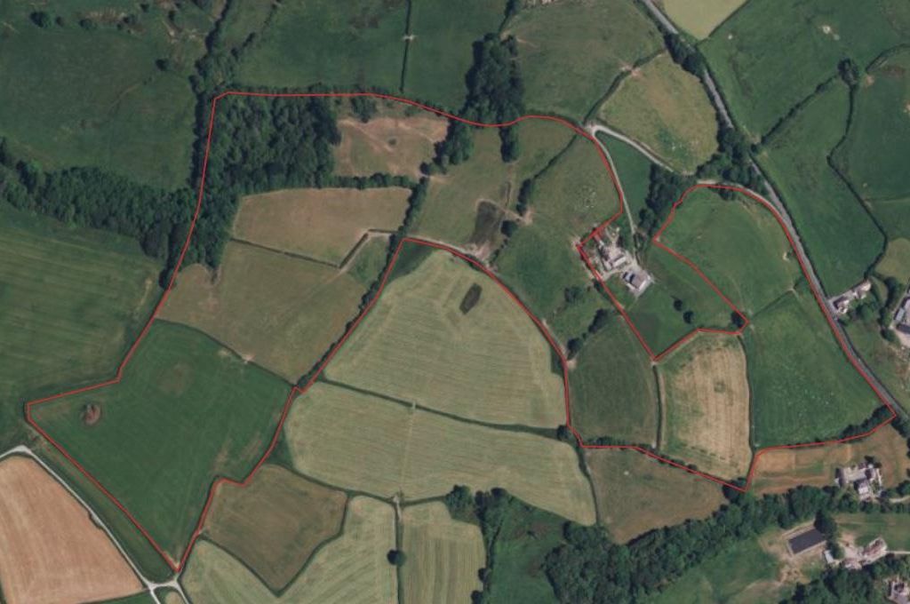 Farm for sale in Bronwydd Arms, Carmarthen SA33, £400,000
