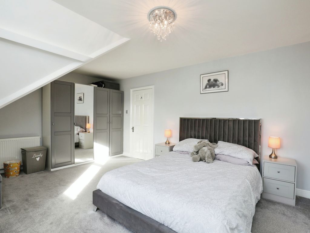 3 bed maisonette for sale in Llandaff Road, Cardiff CF11, £375,000