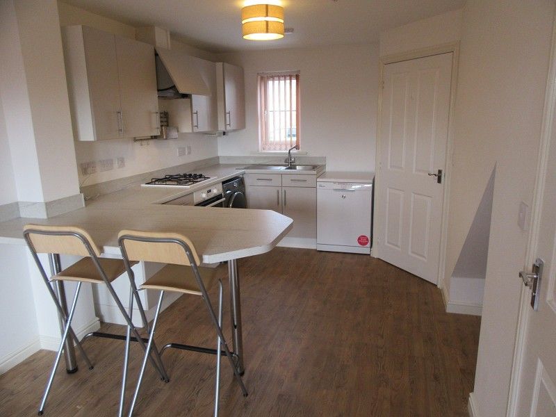 2 bed terraced house to rent in Ffordd Y Meillion, Llanelli, Carmarthenshire. SA15, £780 pcm