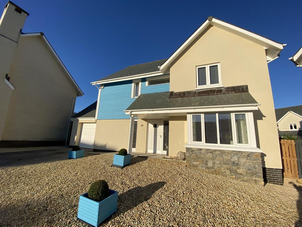 4 bed detached house for sale in Pentre Nicklaus Village, Llanelli SA15, £450,000