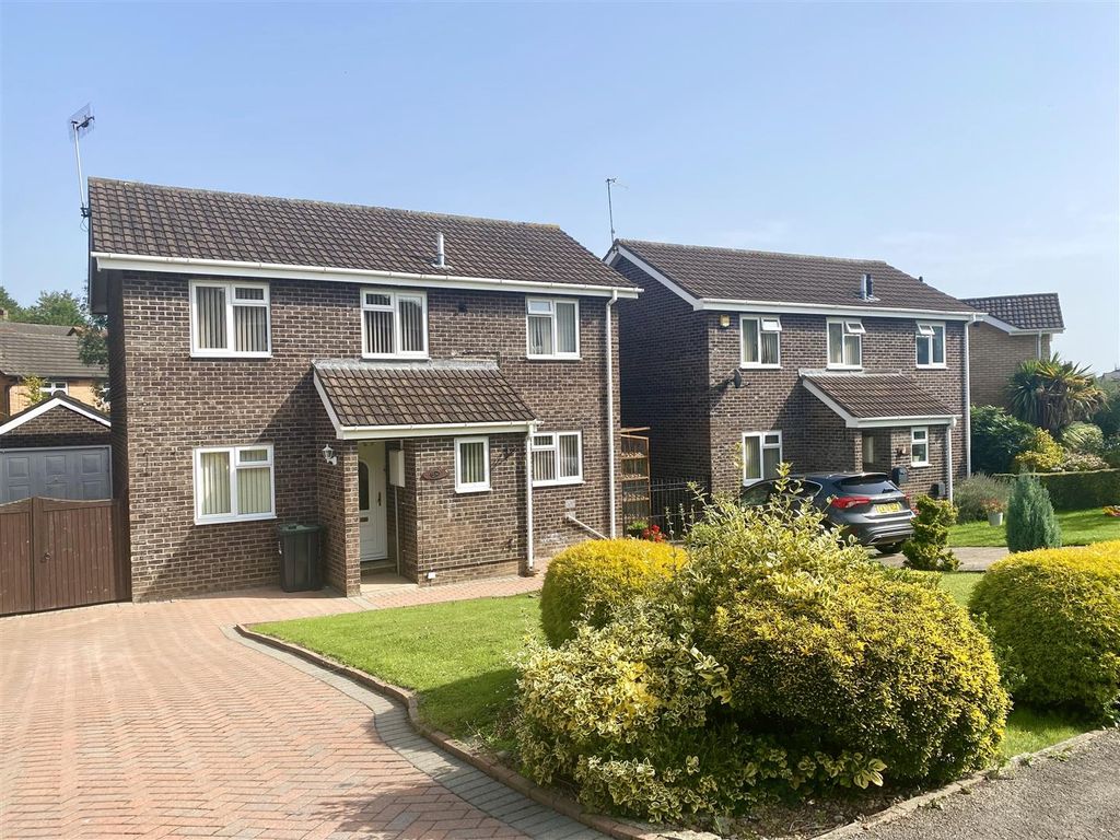 3 bed detached house for sale in St. Kingsmark Avenue, Chepstow NP16, £369,950