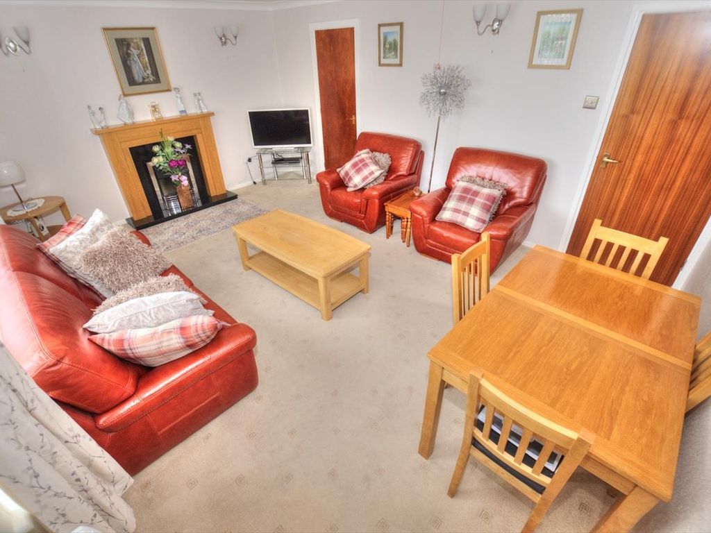 2 bed flat for sale in Nicholas Road, Crosby, Liverpool L23, £120,000
