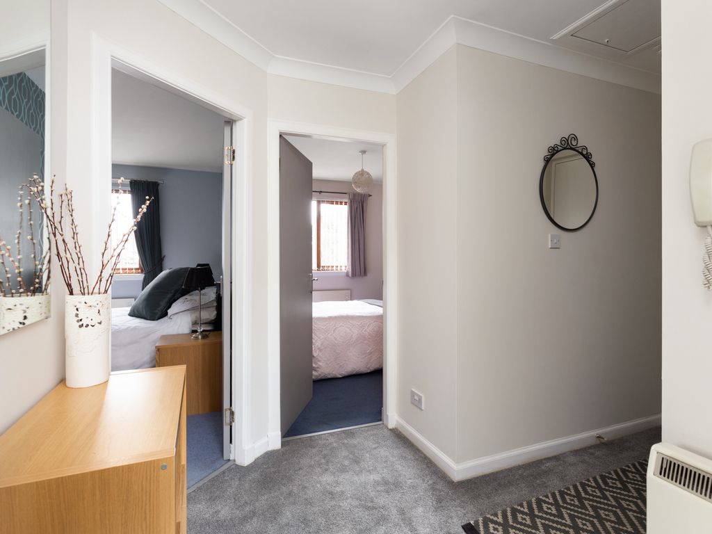 2 bed flat for sale in 5/3 Baird Road, Newbridge EH28, £40,000