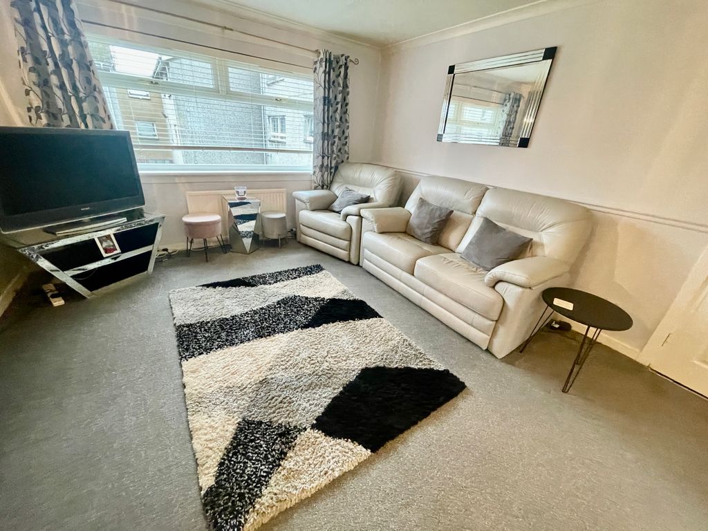 3 bed flat for sale in Crichton Street, Coatbridge ML5, £77,500