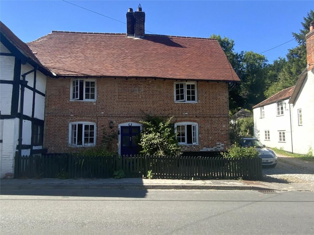2 bed semi-detached house for sale in High Street, Devizes SN10, £325,000