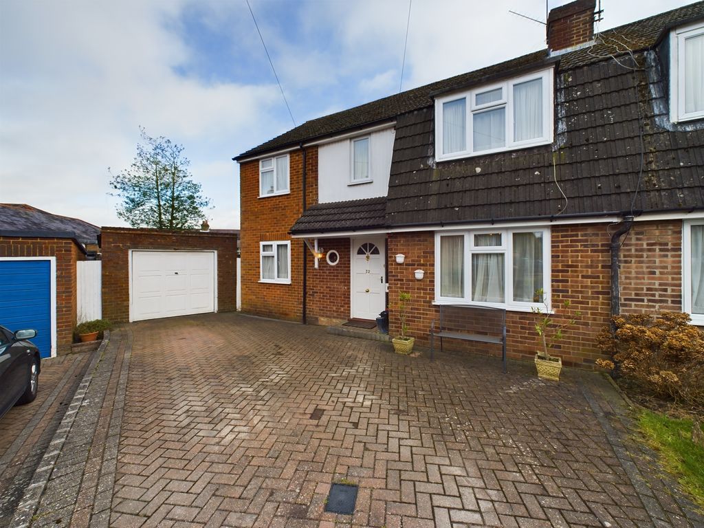 5 bed semi-detached house for sale in Forge Close, Holmer Green, High Wycombe HP15, £580,000