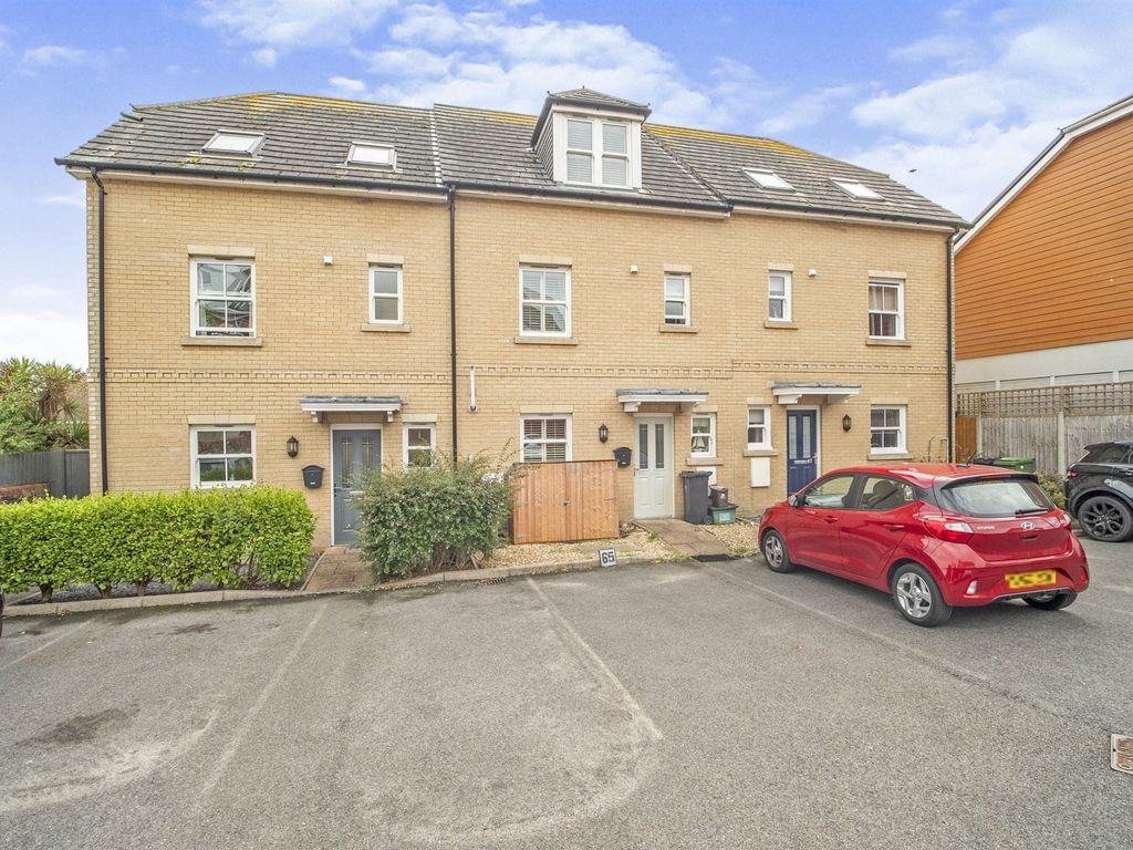 4 bed town house for sale in Abbotsbury Road, Weymouth DT4, £365,000