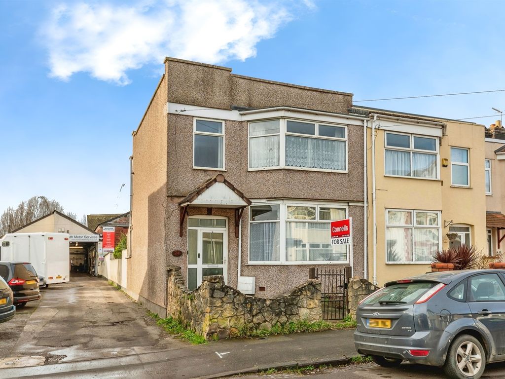 3 bed end terrace house for sale in Davis Street, Avonmouth, Bristol BS11, £160,000