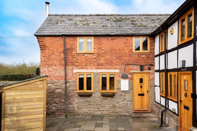 3 bed cottage for sale in Canon Pyon, Hereford HR4, £375,000