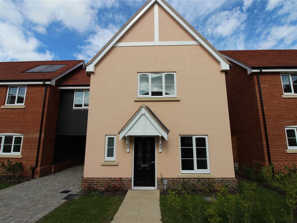 New home, 3 bed link detached house for sale in Scholars Close, Felsted CM6, £575,000