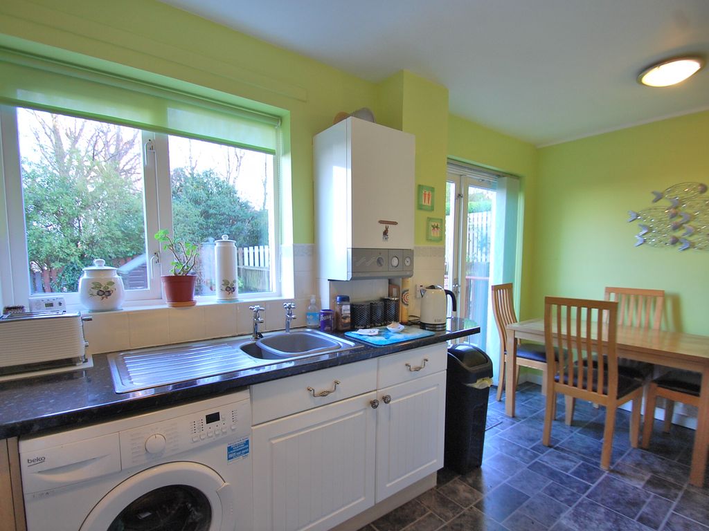 2 bed terraced house for sale in Stanley Gardens, Falkirk FK2, £27,995