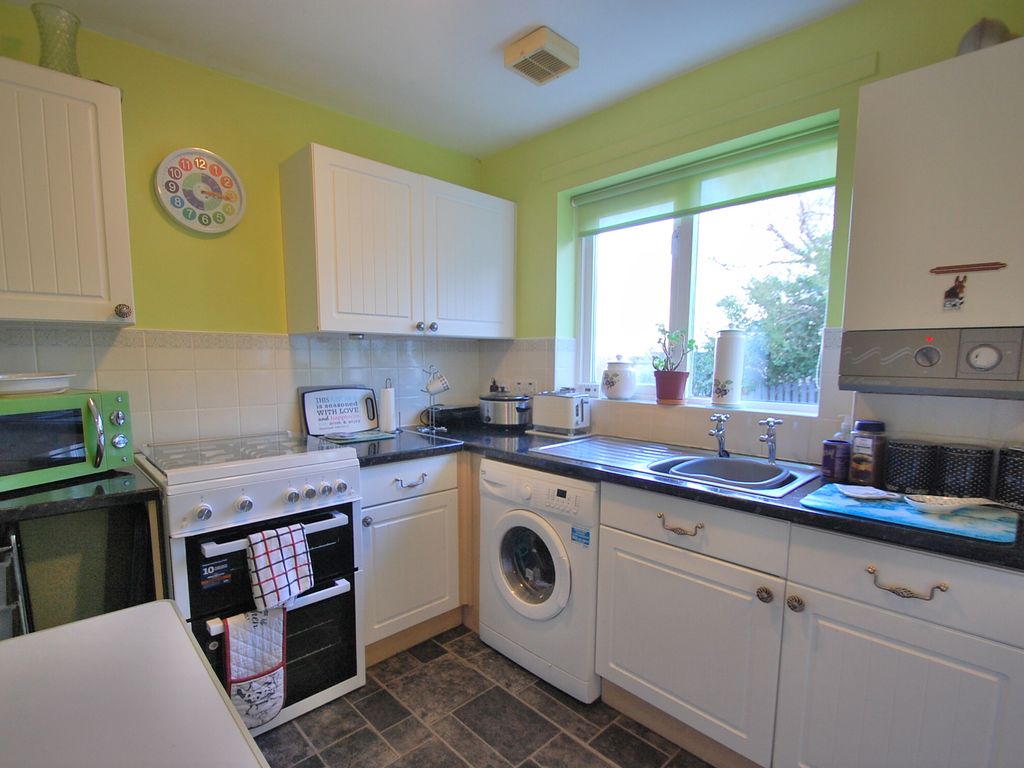 2 bed terraced house for sale in Stanley Gardens, Falkirk FK2, £27,995