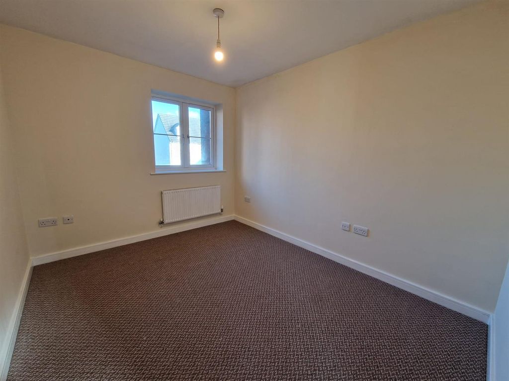 1 bed flat to rent in Cyfarthfa Mews, Swansea Road, Merthyr Tydfil CF48, £695 pcm