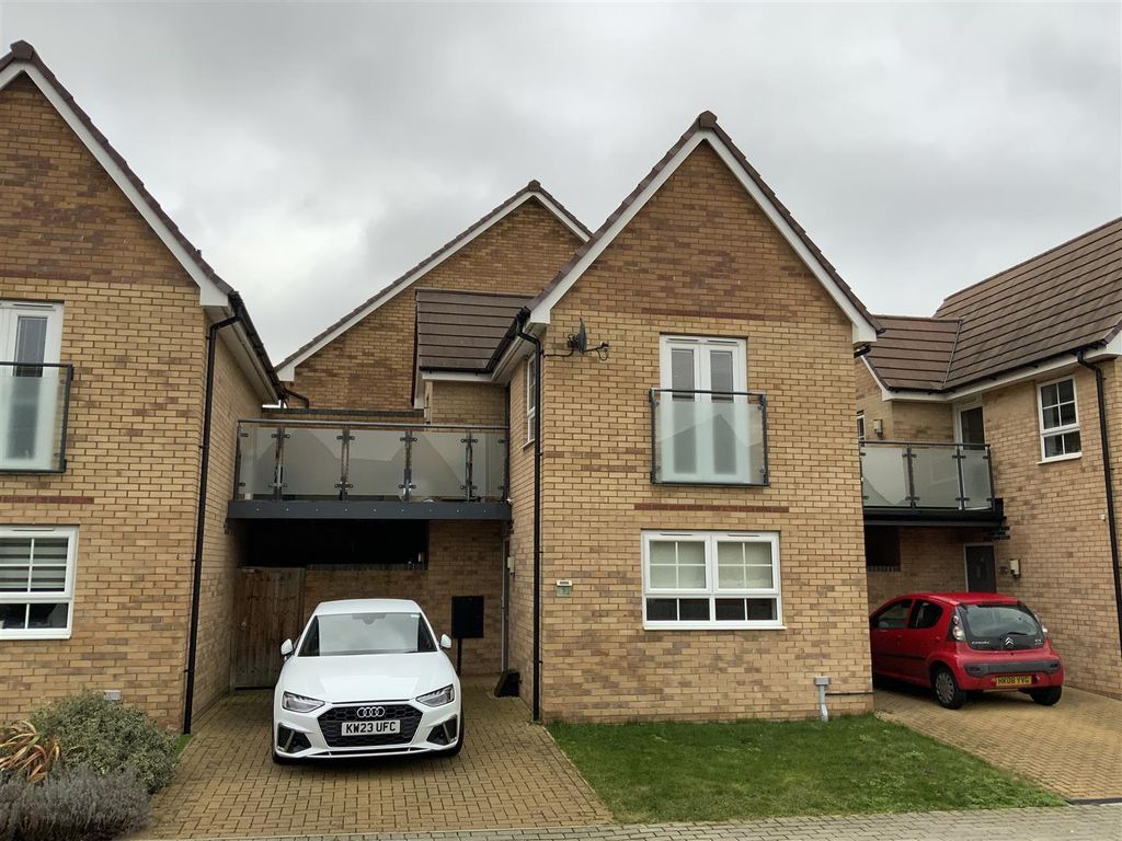 1 bed link detached house for sale in Vulcan Croft, Fairfields, Milton Keynes MK11, £230,000