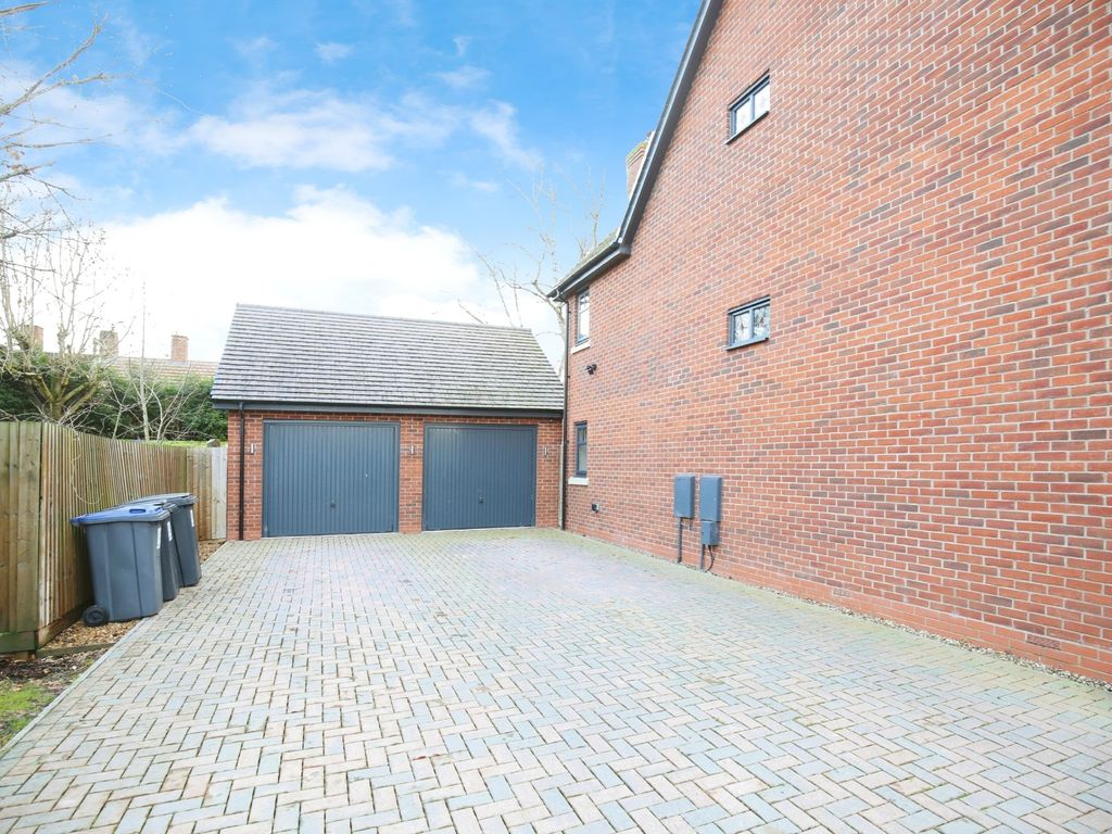 5 bed detached house to rent in Main Road, Sheepy Magna, Atherstone CV9, £2,250 pcm