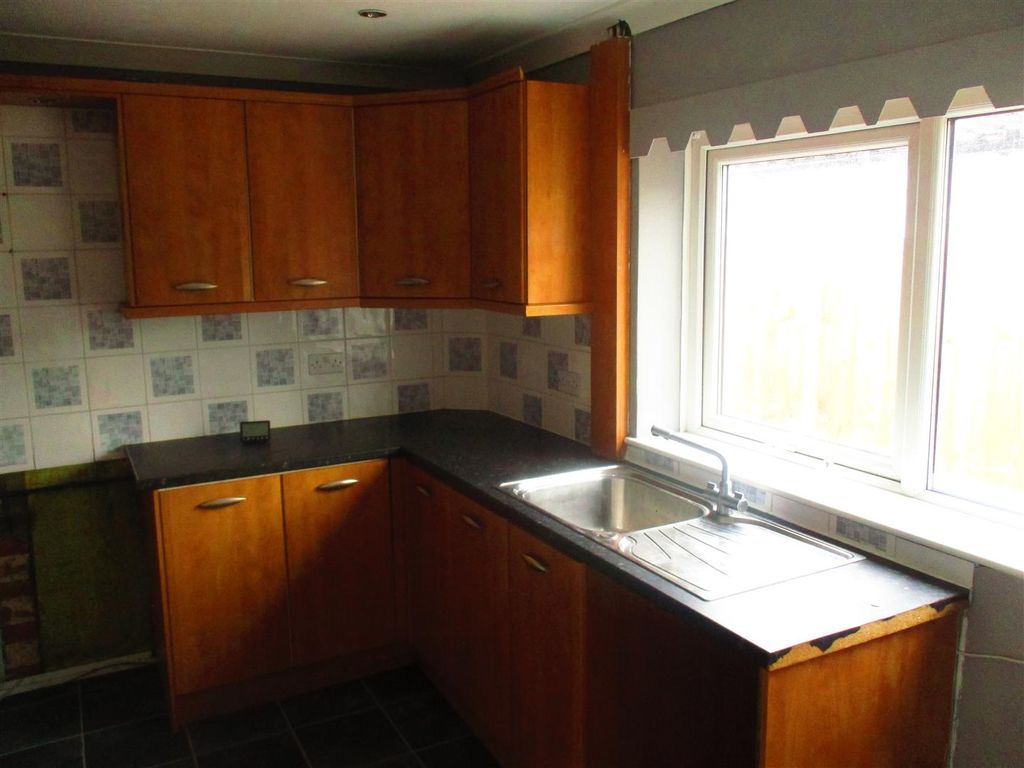 3 bed semi-detached house to rent in Narberth Road, Caerau, Cardiff CF5, £750 pcm