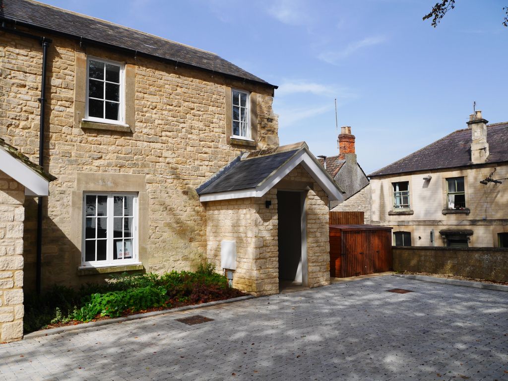 New home, 2 bed cottage for sale in Woodlands, The Courtyard, Calne SN11, £325,000