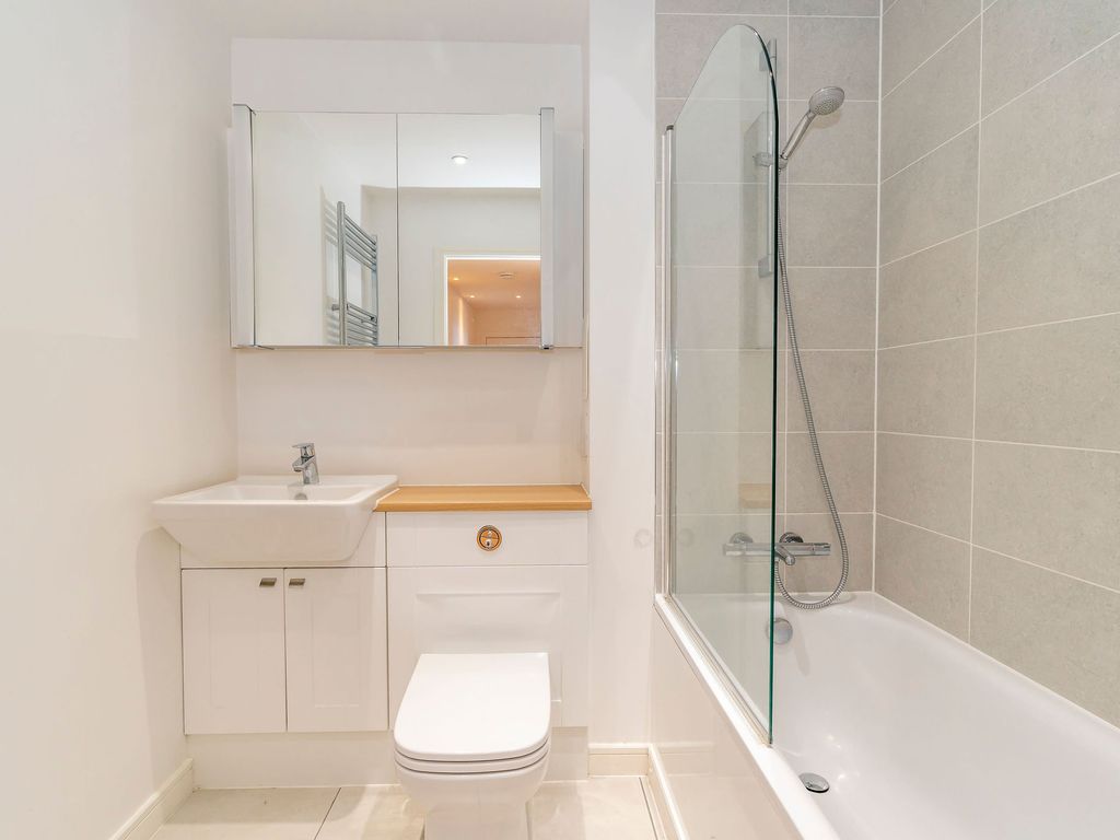 2 bed flat for sale in 23/5 Bridge Street, Portobello, Edinburgh EH15, £375,000