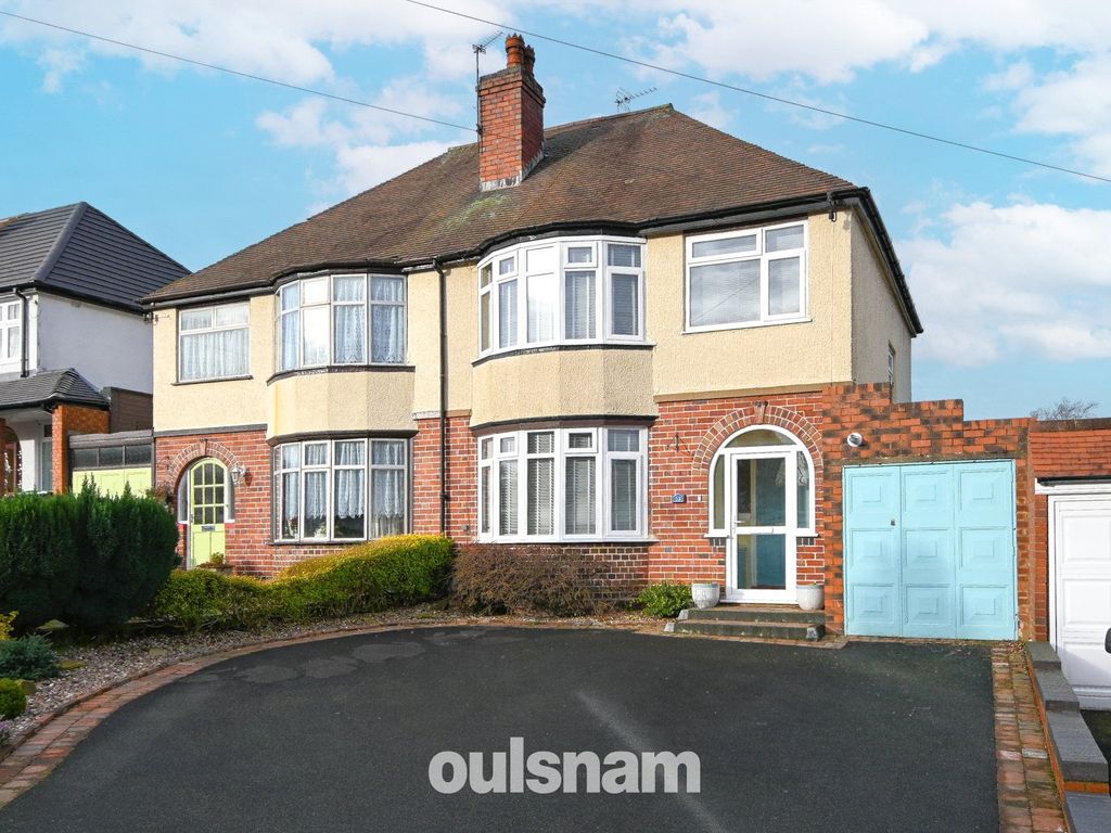 3 bed semi-detached house for sale in Pitcairn Road, Bearwood, Birmingham B67, £375,000