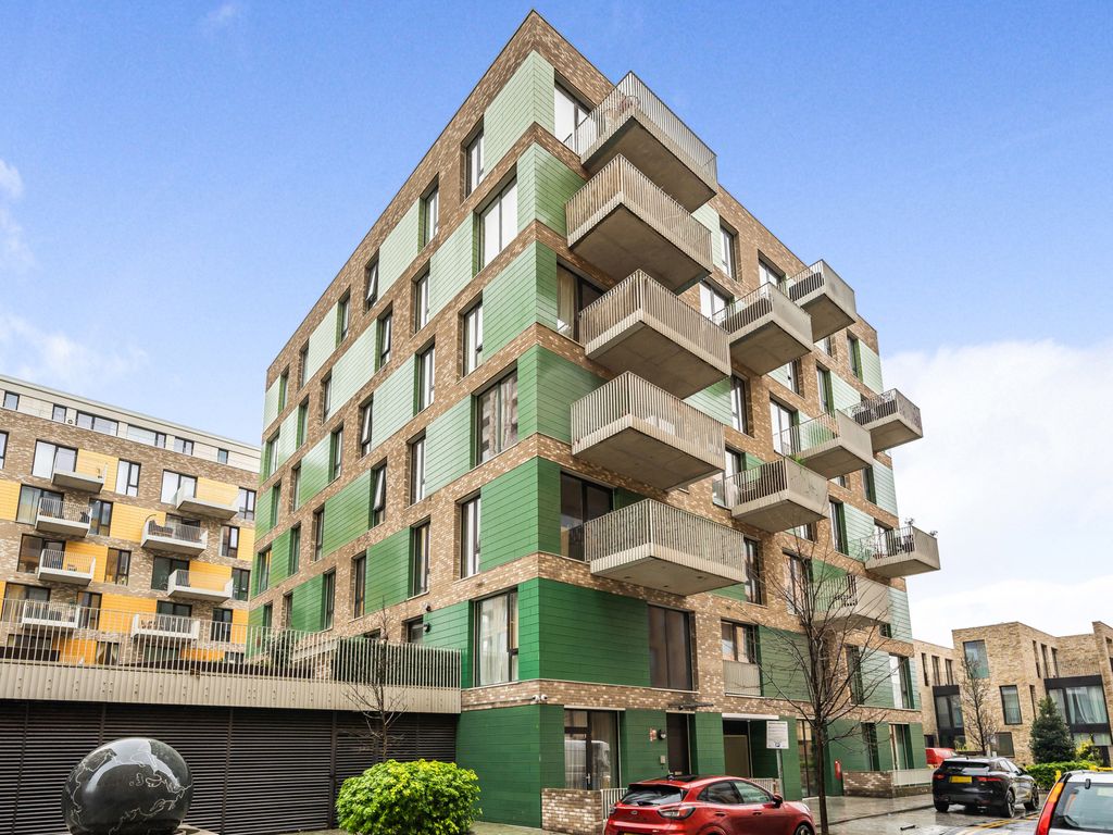 2 bed property for sale in Christchurch Way, Greenwich SE10, £675,000