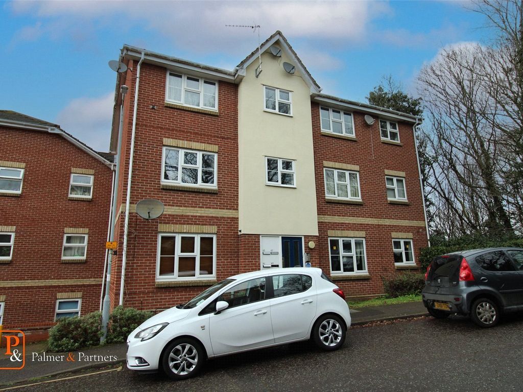 2 bed flat to rent in Finbars Walk, Ipswich, Suffolk IP4, £875 pcm