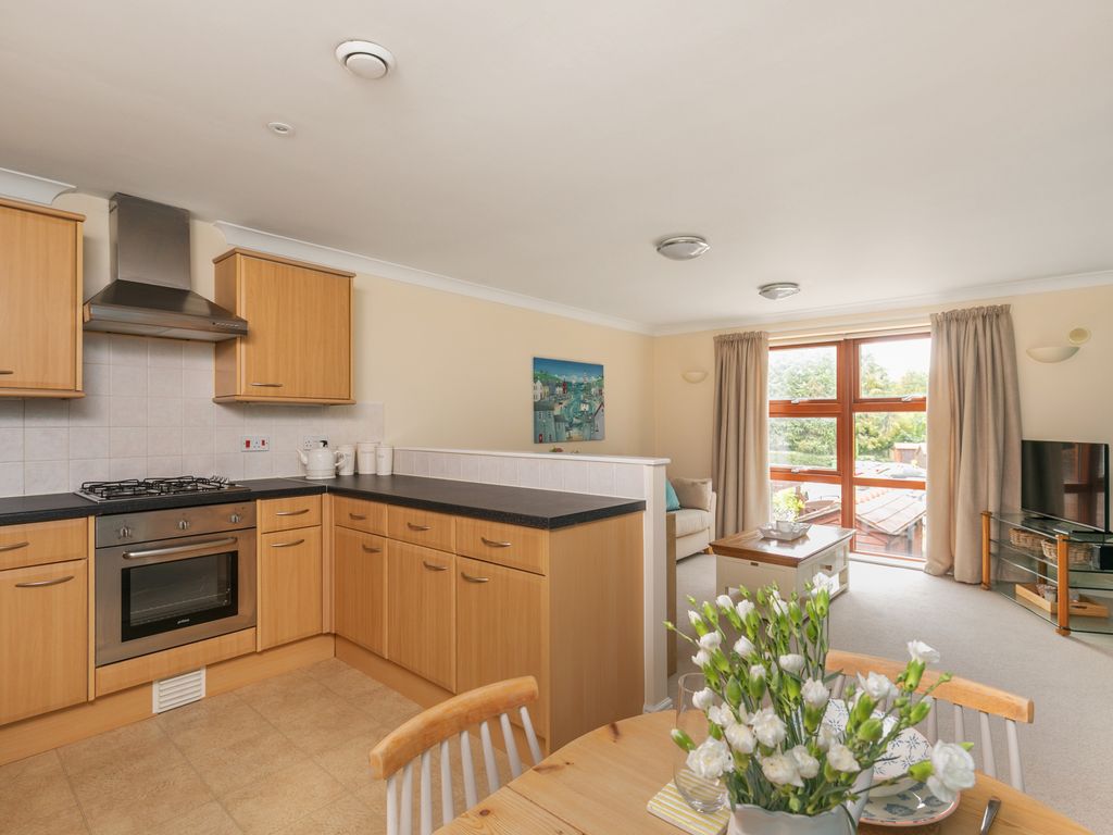 1 bed flat for sale in Compton, Winchester SO21, £192,500