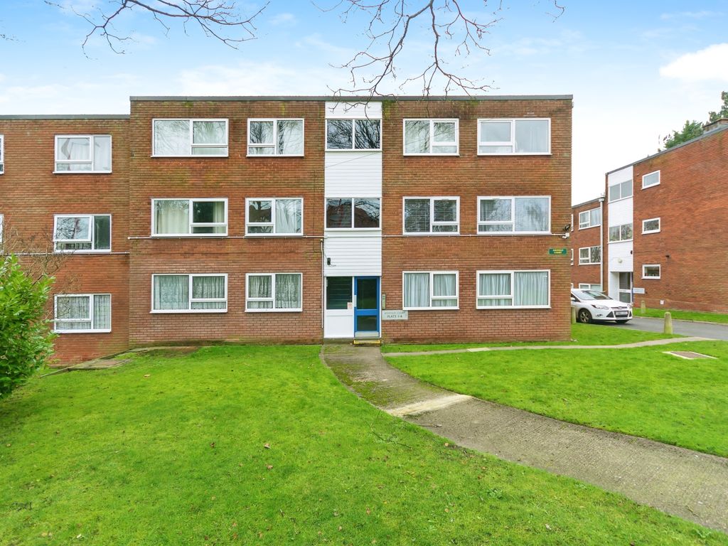 2 bed flat for sale in Ashfield Court, Birmingham, West Midlands B30, £100,000