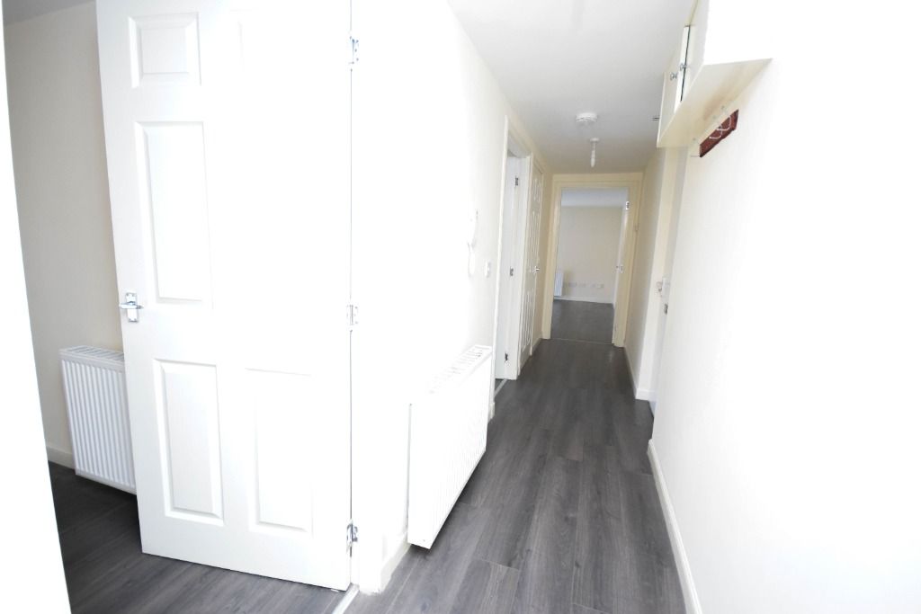 2 bed flat to rent in Glengate, Kirriemuir, Angus DD8, £420 pcm