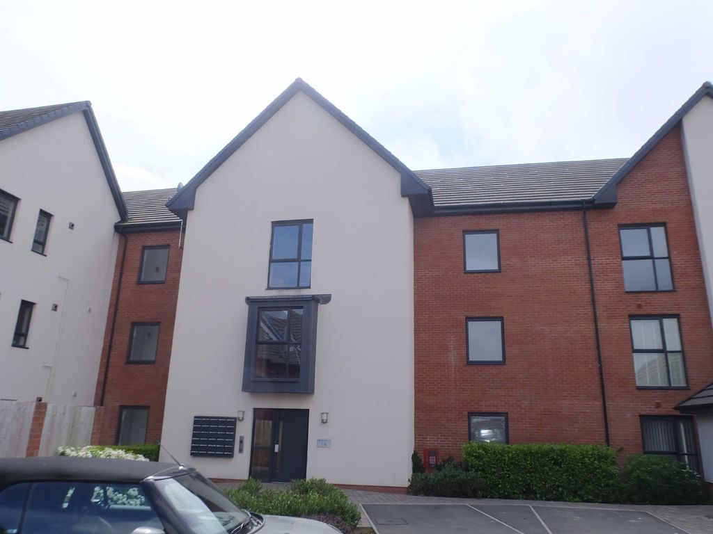 2 bed flat to rent in Rhodfa'r Cei, Barry CF62, £950 pcm