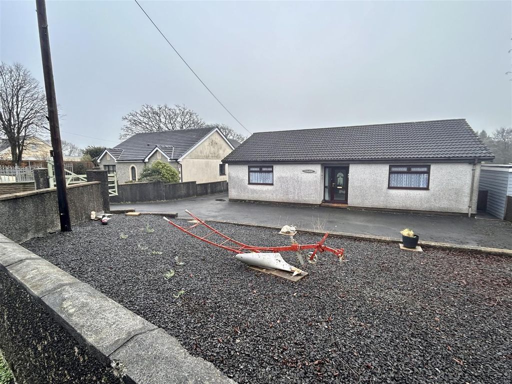 3 bed property for sale in Mynyddcerrig, Llanelli SA15, £349,950