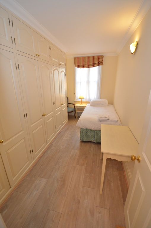 3 bed flat for sale in Baker Street, London W1U, £1,440,000
