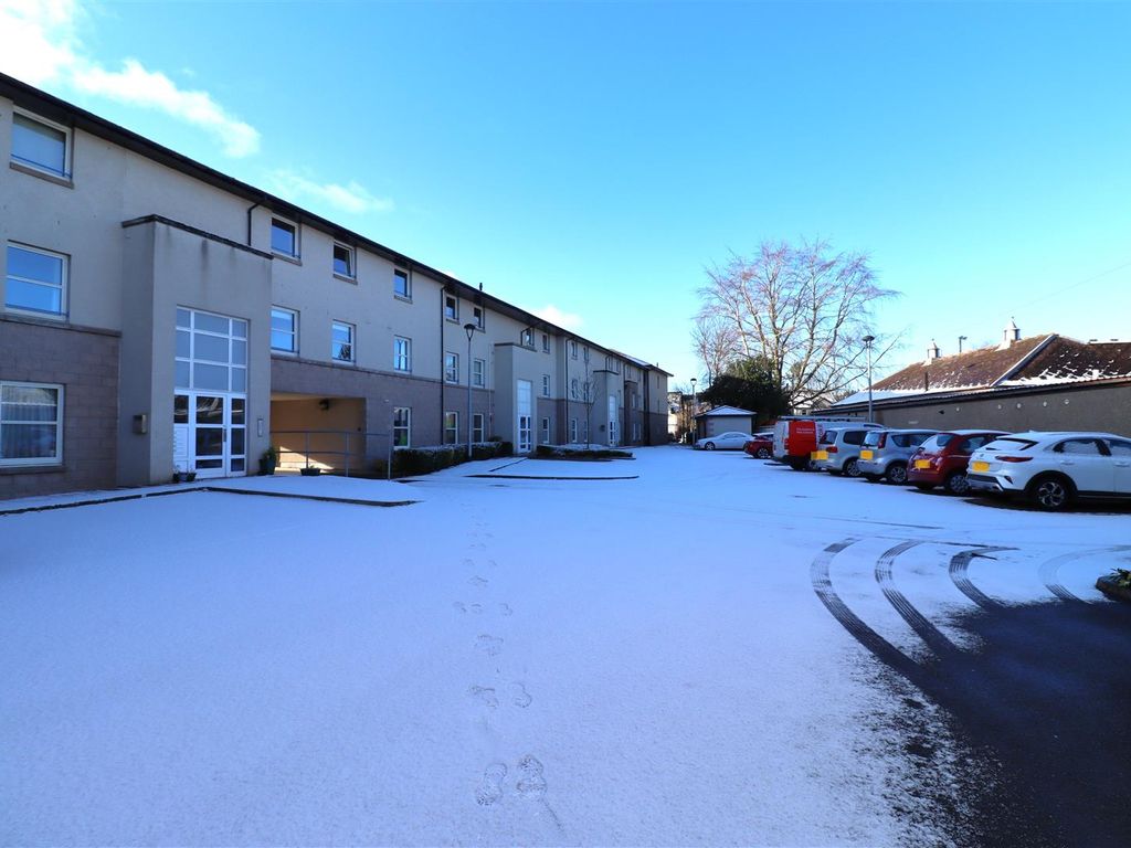 1 bed flat for sale in Bishop's Park, Inverness IV3, £145,000