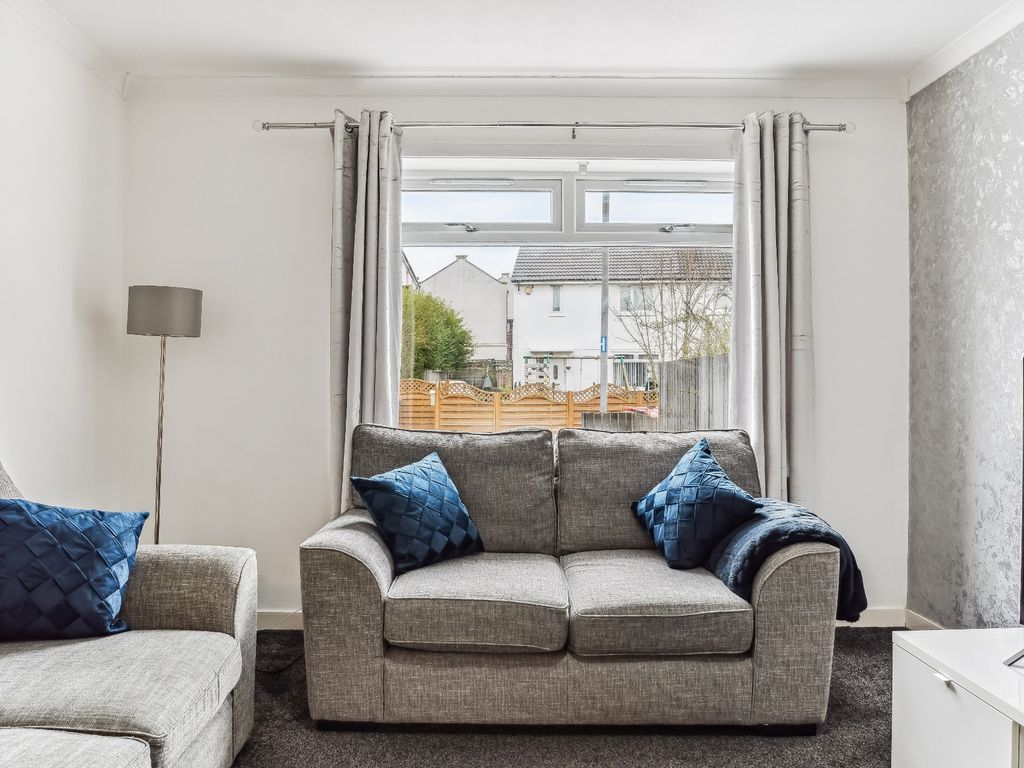 2 bed flat for sale in John Burnside Drive, Clydebank, Dunbartonshire G81, £95,000