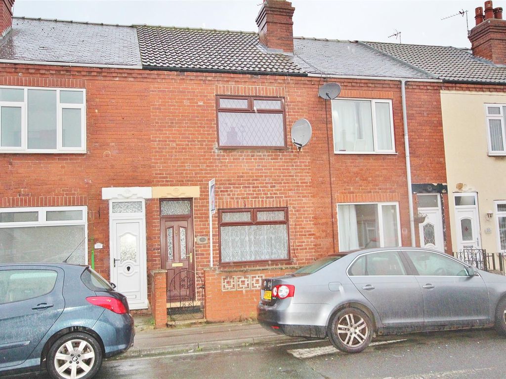 2 bed terraced house to rent in Adeline Street, Goole DN14, £595 pcm