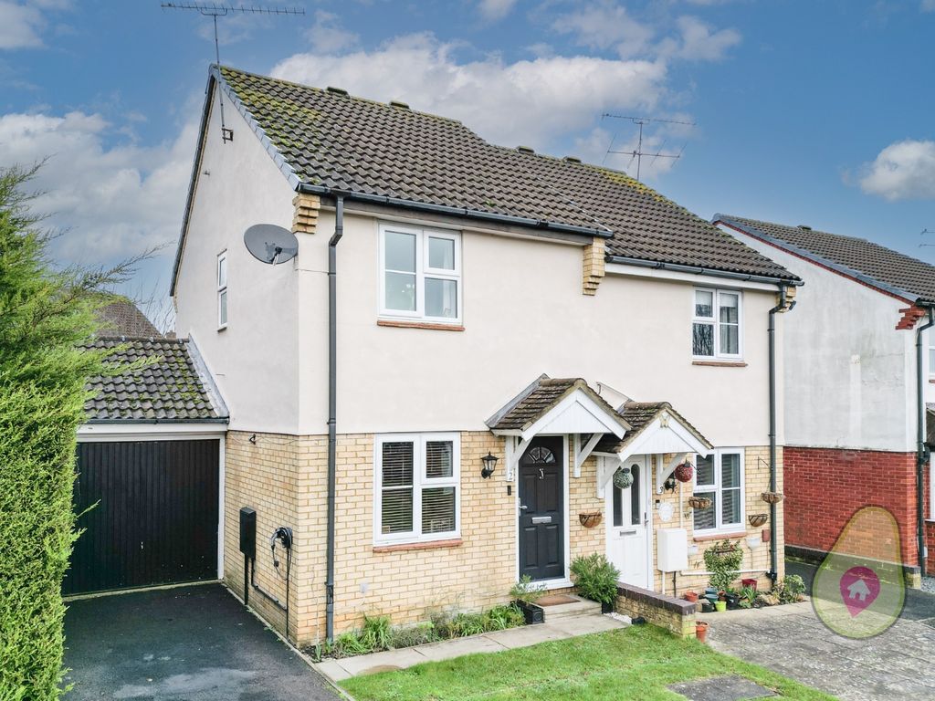 2 bed semi-detached house for sale in Odell Close, Lower Earley RG6, £375,000