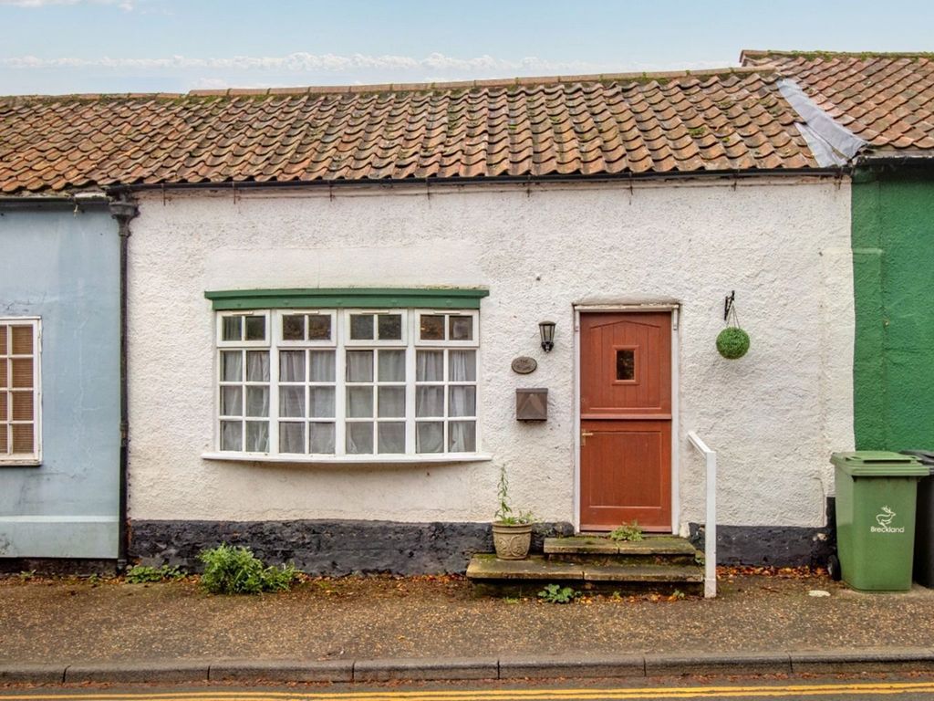 2 bed cottage for sale in Holt Road, North Elmham, Dereham NR20, £120,000
