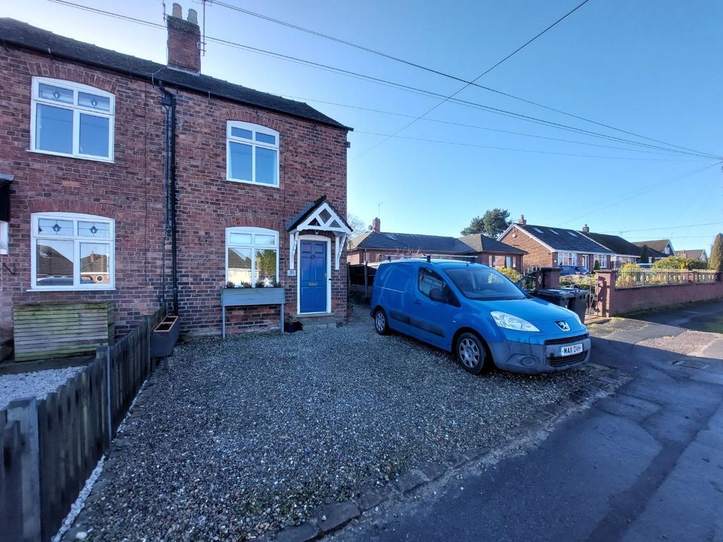 2 bed semi-detached house to rent in Green Lane, Willaston, Nantwich CW5, £895 pcm