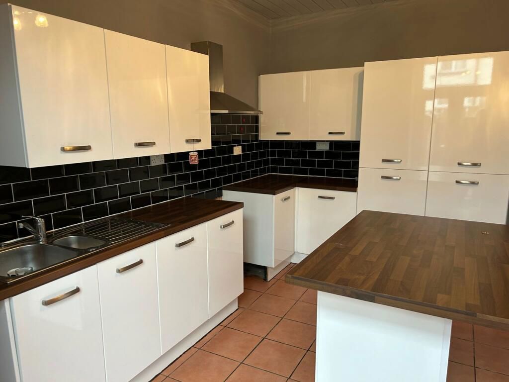 2 bed terraced house for sale in Berkeley Street, Nelson BB9, £60,000