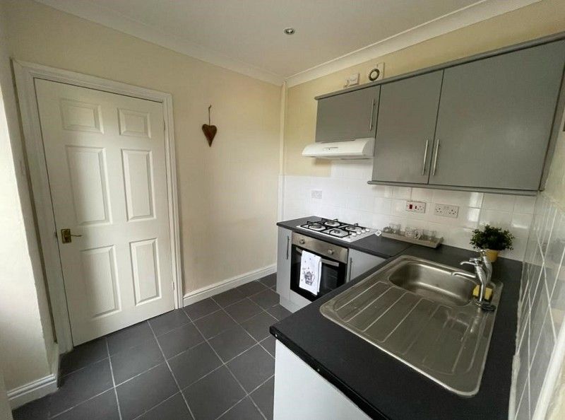 4 bed flat for sale in Wordsworth Street, Aberdare, Rhondda Cynon Taff. CF44, £95,000